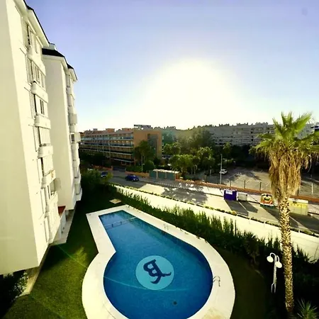 アパート Seahomes Vacations, La Bleue, Beach&pool, Pk, Full Equipped In Fenals リョレート・デ・マル