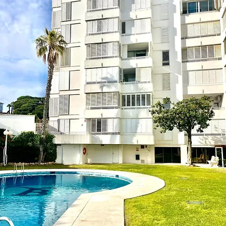 Seahomes Vacations, La Bleue, Beach&pool, Pk, Full Equipped In Fenals * リョレート・デ・マル