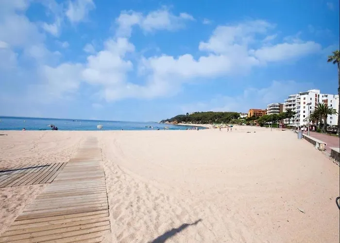 La Bleue, Boutique With Free Parking, Full Equipped In Fenals 아파트 *