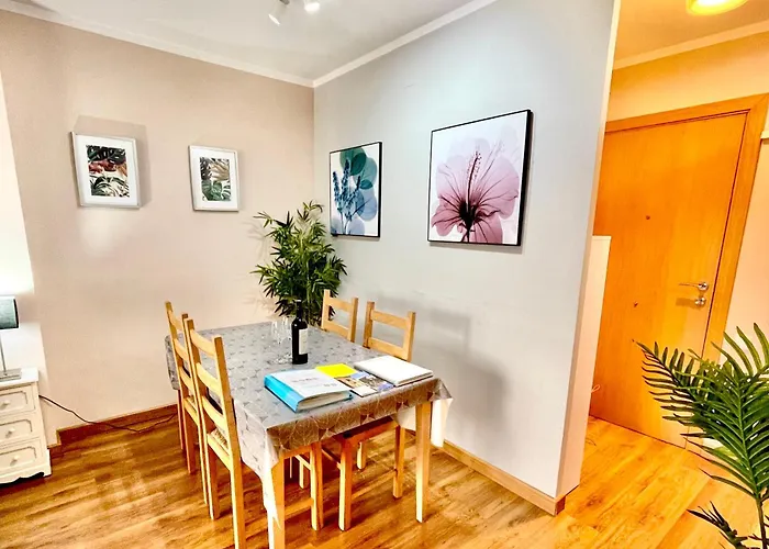La Bleue, Boutique With Free Parking, Full Equipped In Fenals * 료렛 드 마르